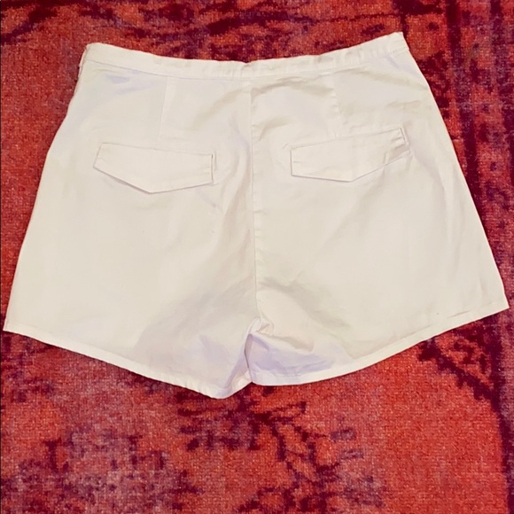 EUC J Brand shorts - Picture 2 of 8